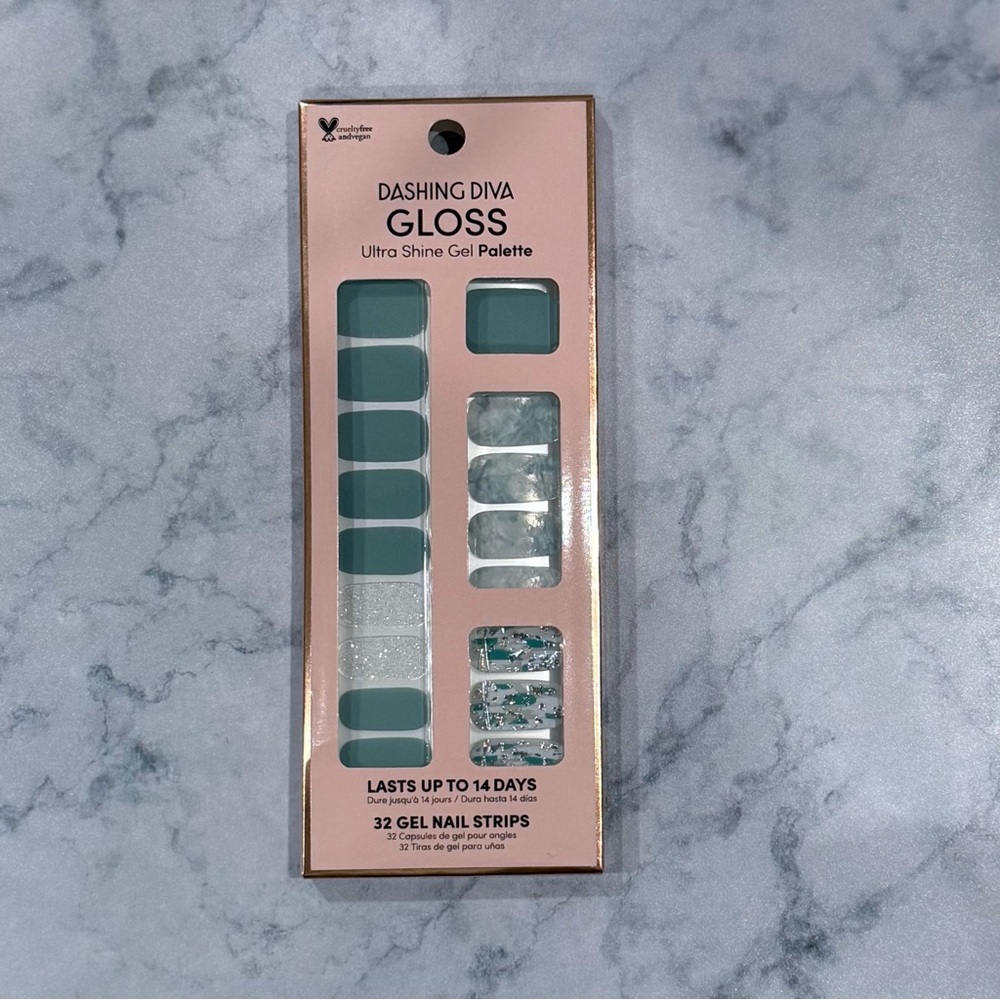 Dashing Diva Gloss gel nail strips Desert Quartz